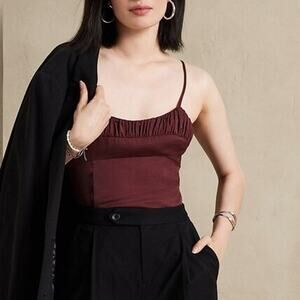 Banana Republic Slip Tank Womens 0 Babydoll Burgundy Cherry Cami Shirred Satin